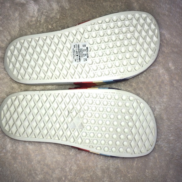 vans slip on sandals - Picture 2 of 3